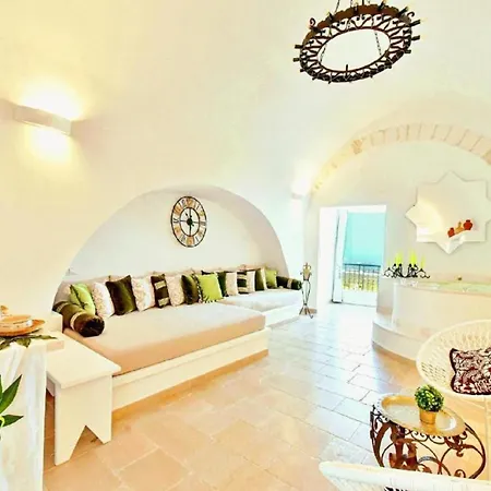 Stellaris Con Jacuzzi Vista Mare *