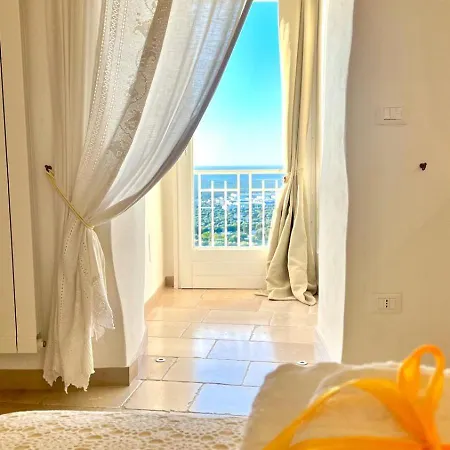 Stellaris Con Jacuzzi Vista Mare *